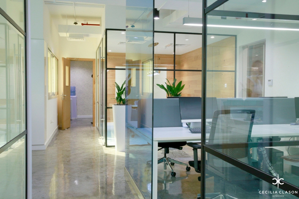 Office Interior Designers Dubai - Veecham Offices - Cecilia Clason Interiors